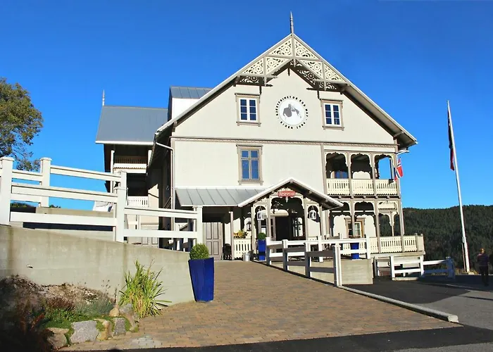 Hotel Eikerapen Gjestegard Aseral